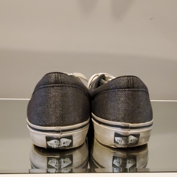 Vans shoes - Picture 6 of 6
